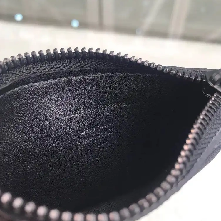 Brother Sam Yupoo Bag 19HT0083 LV 0405